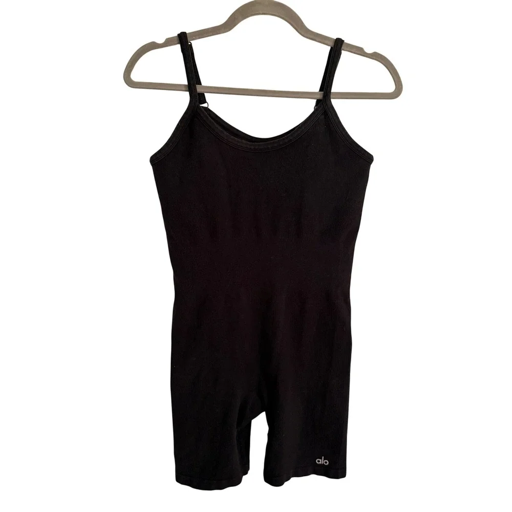 Alo Yoga Ribbed Seamless Romper Black Adjustable Straps Bodysuit Shortie Medium